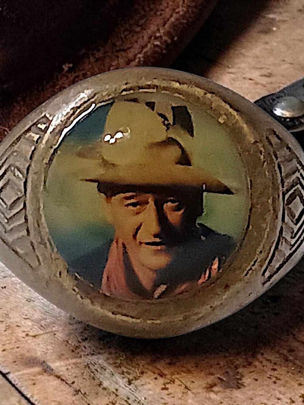 Vintage John‎ Wayne Ring Adjustable Brass Colored Metal Gumball The Duke Etched